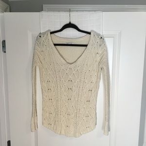 American Eagle Outfitters Ladies V- Neck Pullover Sweater Cream Size XS